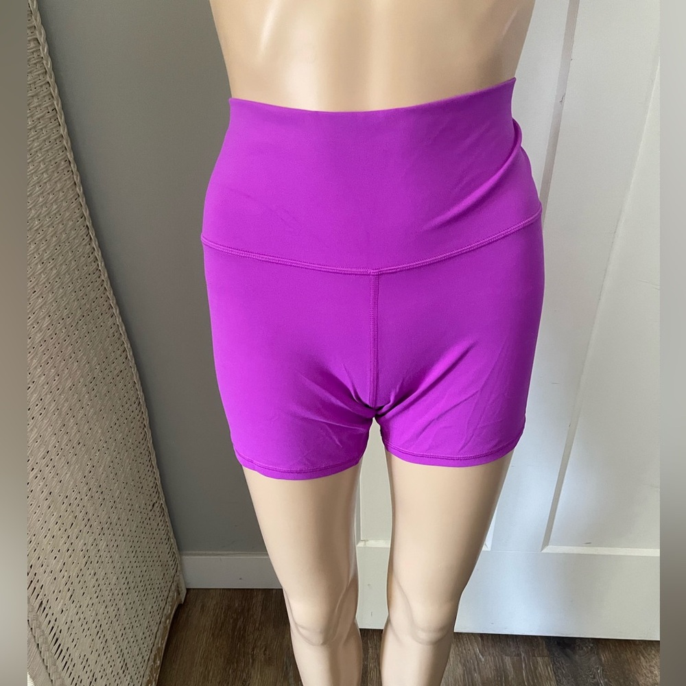 Athleta Transcrend Shorts